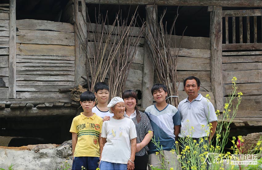 �Ĵ��r(n��ng)�I(y��)��W(xu��)��İ�F(tu��n)ꠞ��l(xi��ng)��������ȫ�Ҹ���4��