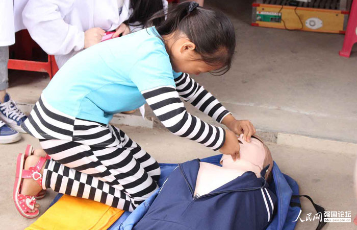 ���ӂ�?c��)�־Ը�ߵ�ָ�?d��o)�£��W(xu��)��(x��)����M(j��n)���˹�������