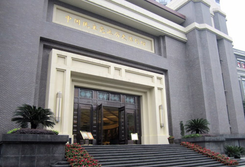 ��ǰ��������W(w��ng)ӛ�ߺ͏�(qi��ng)��Փ���W(w��ng)�ѽM�ɵġ����Қvʷӛ�����ѿ���(zh��n)Ӣ�ҡ���ӣ��ؑcվ��С����������Ї������h�ɚvʷ����^���^��